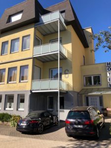 Balkone 25