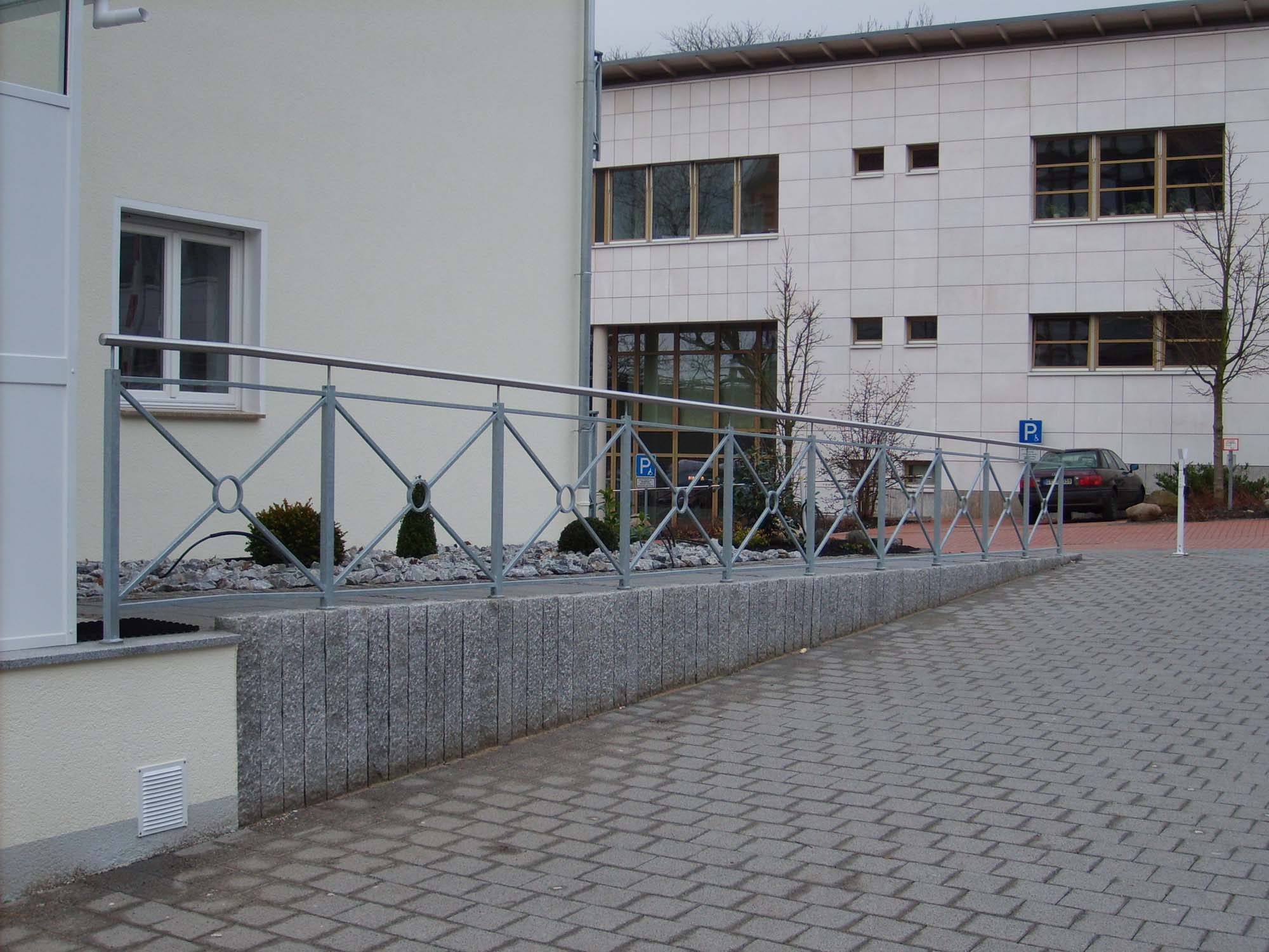 Eingangsgeländer 30