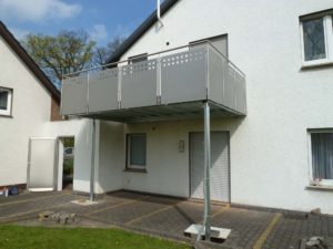 Balkone 74